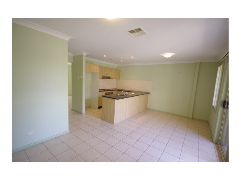 3/586 George Street, South Windsor NSW 2756
