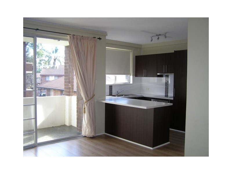 6/ 102-104 Windsor Street, Richmond NSW 2753