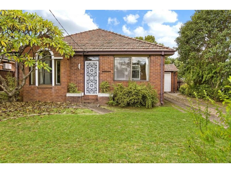 11 HILL STREET, Wentworthville NSW 2145