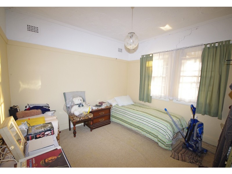 11 HILL STREET, Wentworthville NSW 2145