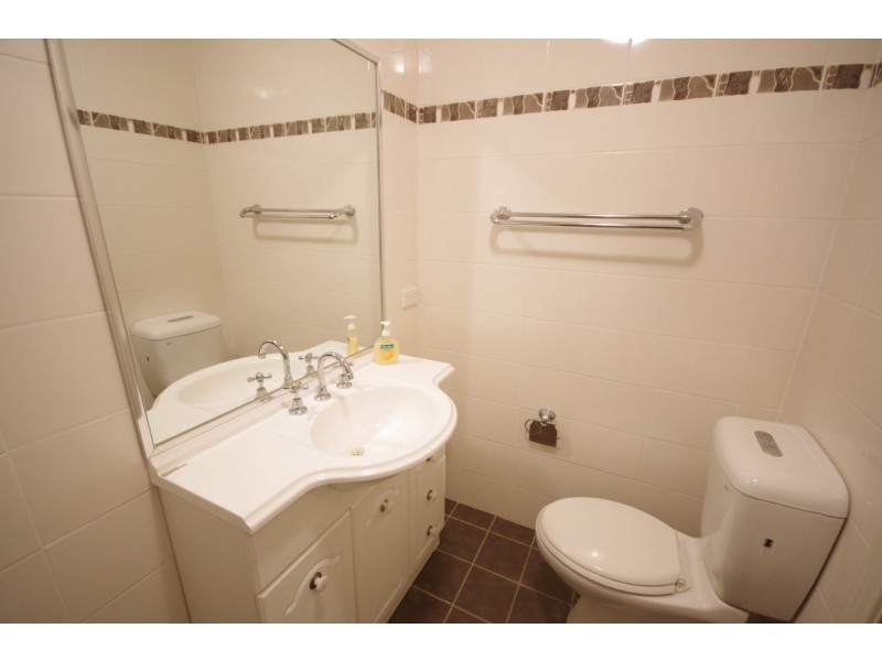 1B College Street, Richmond NSW 2753