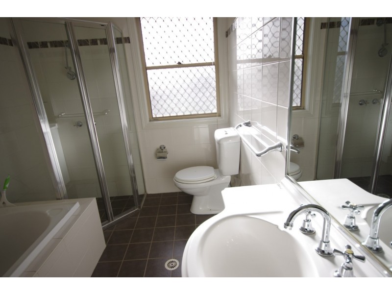 1B College Street, Richmond NSW 2753