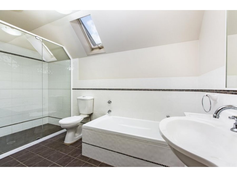 2/36 MORAY STREET, Richmond NSW 2753