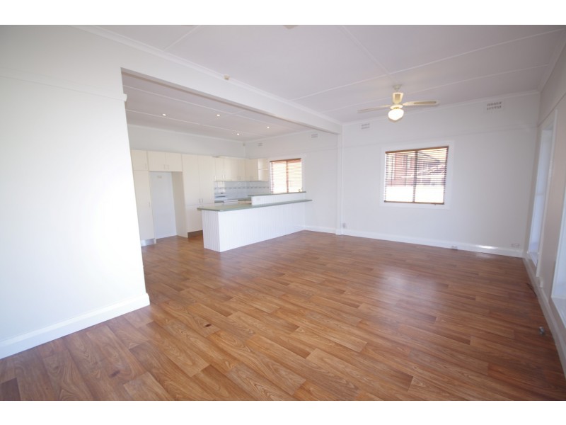 64 Lennox Street, Richmond NSW 2753