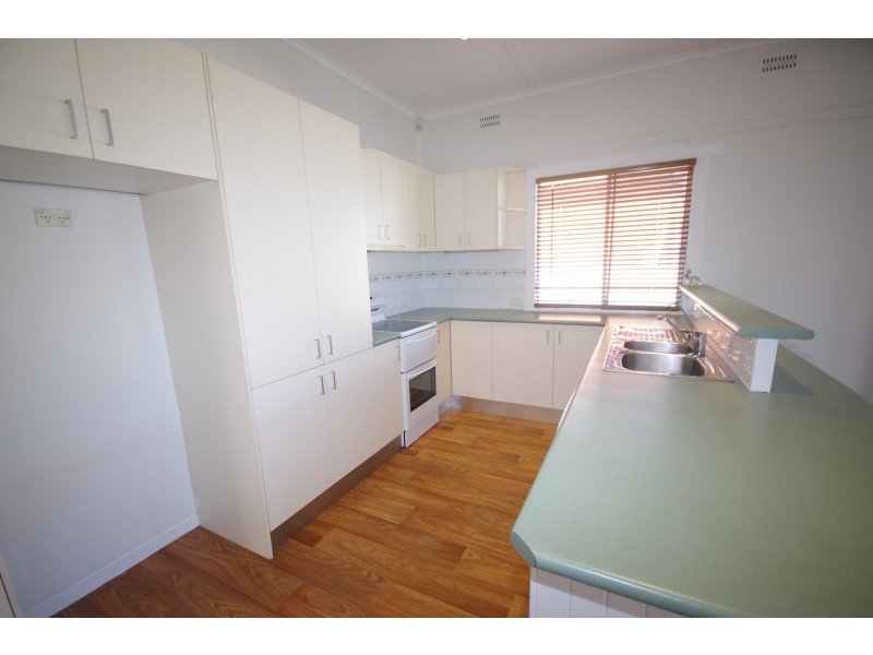 64 Lennox Street, Richmond NSW 2753