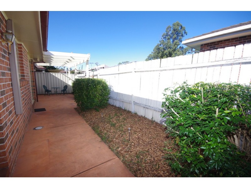 2/26 William St, North Richmond NSW 2754