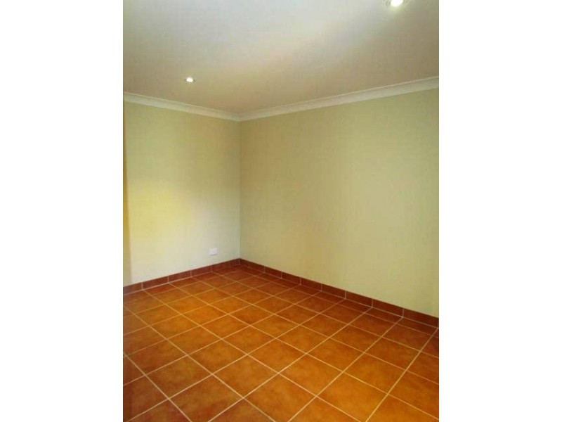 4A Macklin Street, Pendle Hill NSW 2145