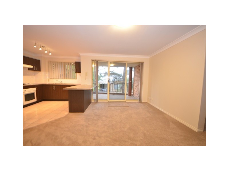 16/221 Dunmore Street, Pendle Hill NSW 2145