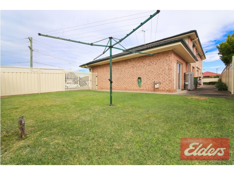 1 Newcombe Place, Toongabbie NSW 2146