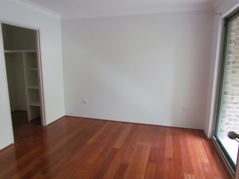 3/237 Targo Road, Toongabbie NSW 2146