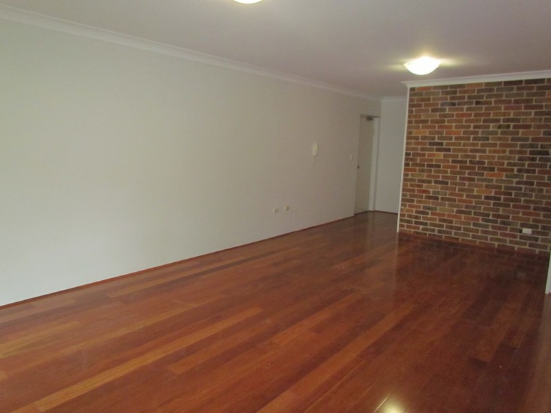 3/237 Targo Road, Toongabbie NSW 2146