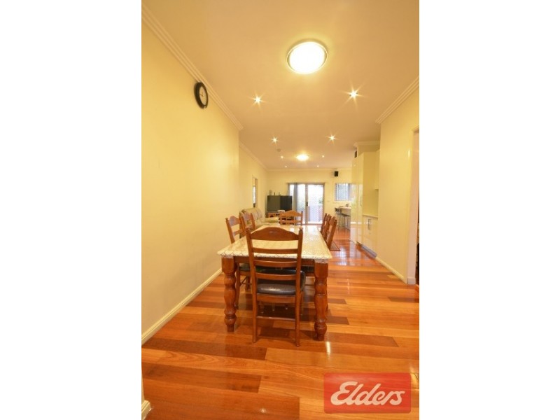 33 Bungaree Road, Toongabbie NSW 2146