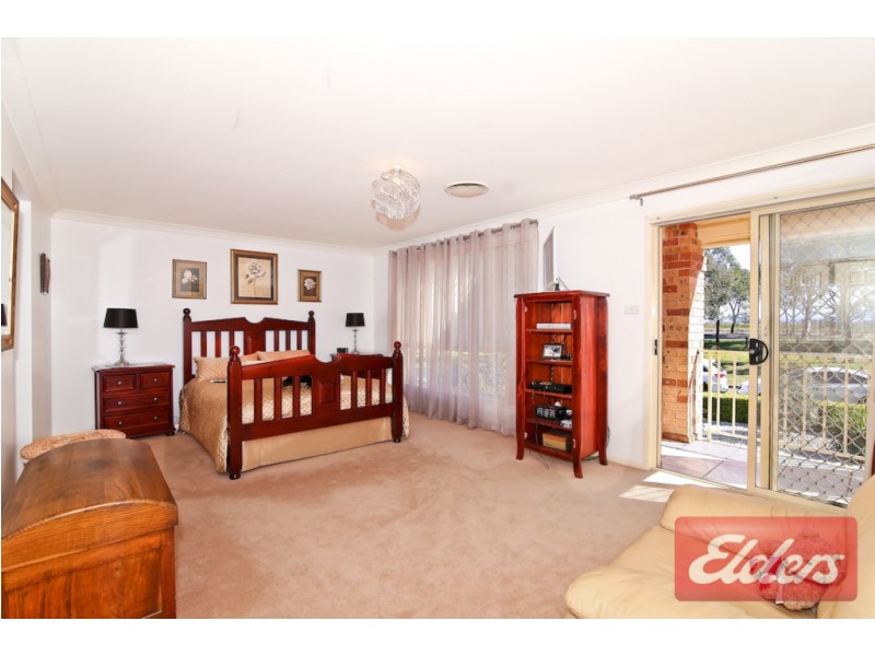 22 Broadleaf Crescent, Beaumont Hills NSW 2155