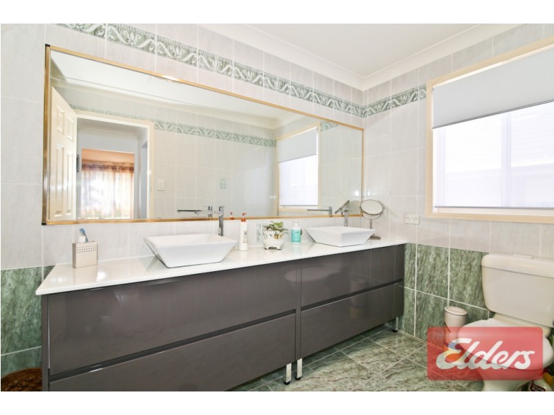 22 Broadleaf Crescent, Beaumont Hills NSW 2155