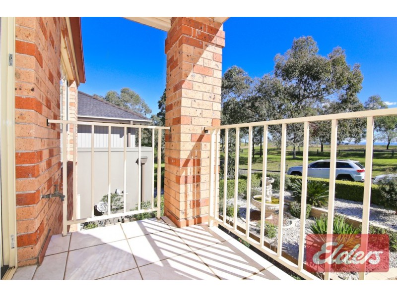 22 Broadleaf Crescent, Beaumont Hills NSW 2155
