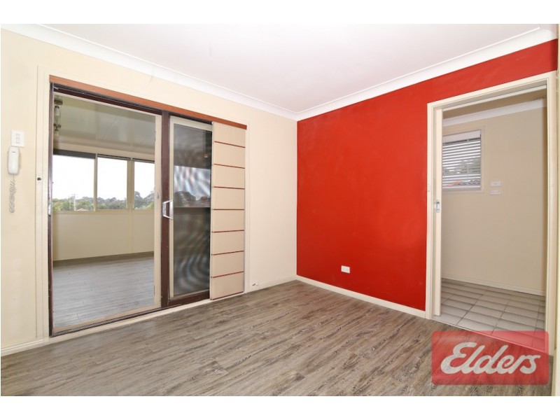 21 Valparaiso Avenue, Toongabbie NSW 2146