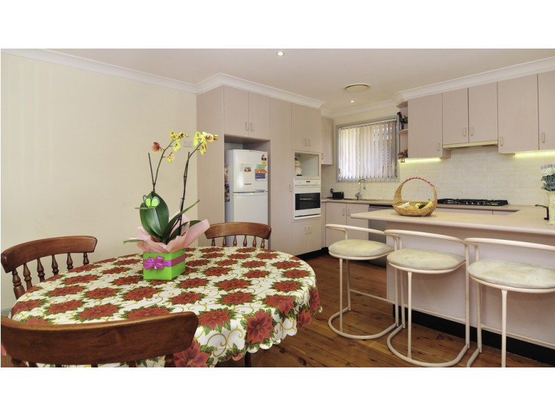 5 Moorgate Street, Toongabbie NSW 2146