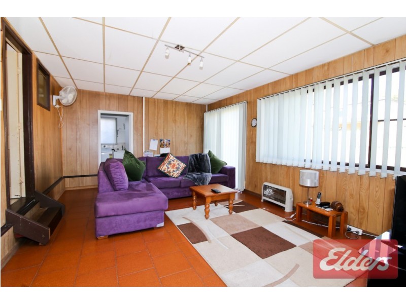 5 Pamela Place, Girraween NSW 2145