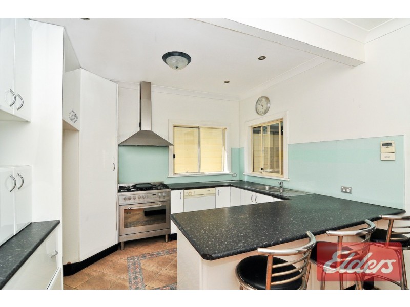 18 Bulli Road, Toongabbie NSW 2146