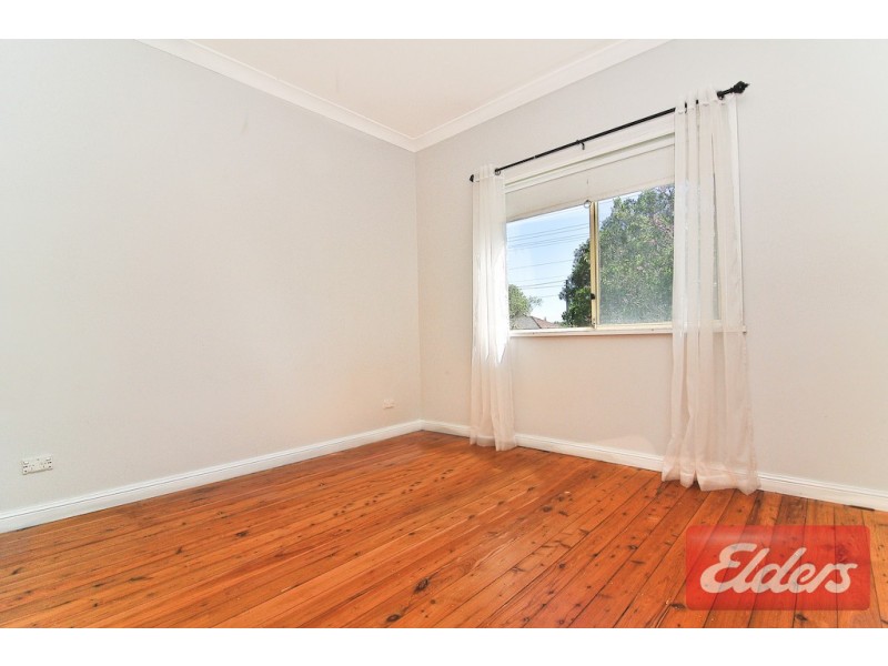 18 Bulli Road, Toongabbie NSW 2146