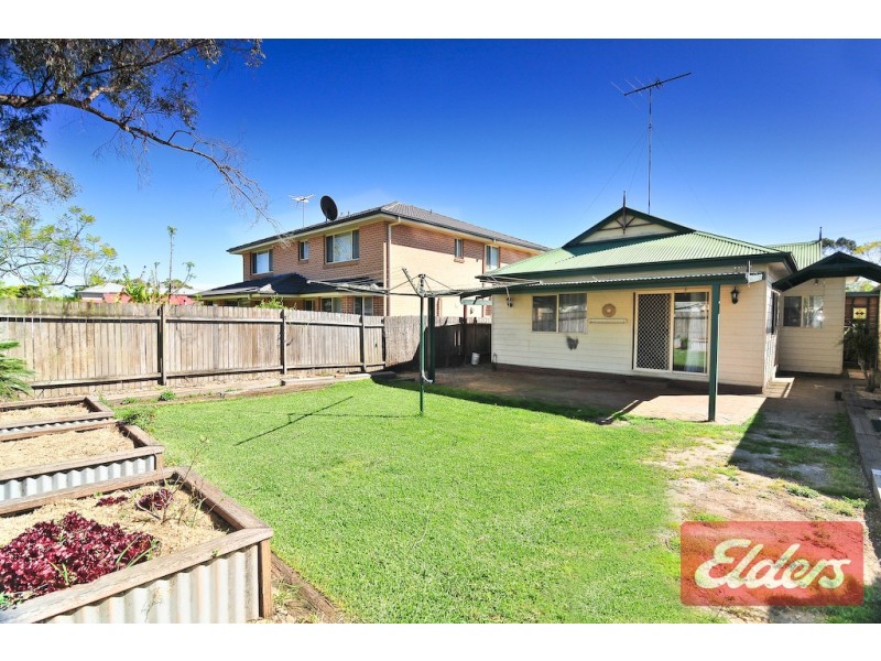 18 Bulli Road, Toongabbie NSW 2146