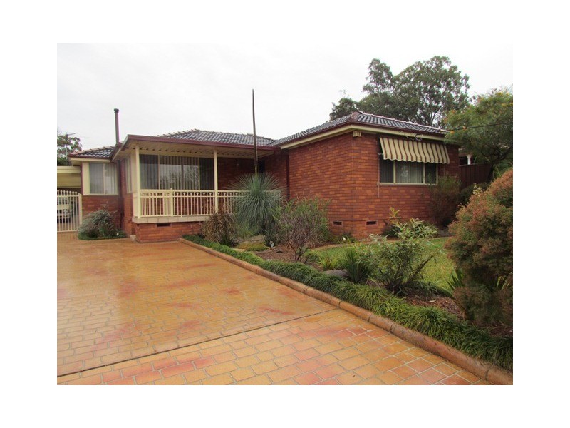 50 Lyle Street, Girraween NSW 2145