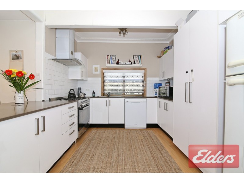 3 Edna Avenue, Toongabbie NSW 2146