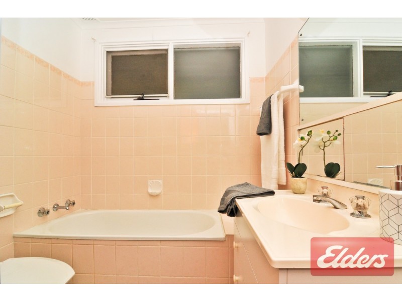 3 Bell Street, Toongabbie NSW 2146