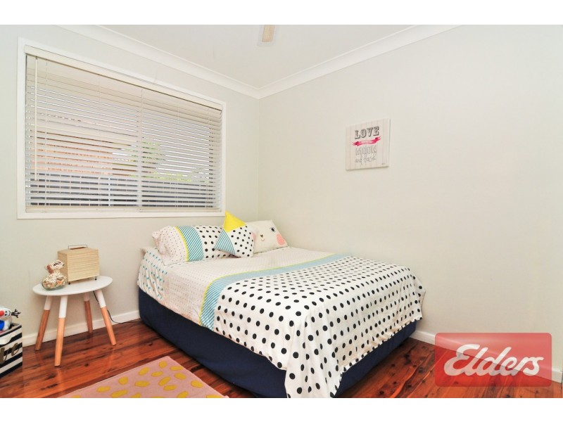 17 Grove Place, Prospect NSW 2148