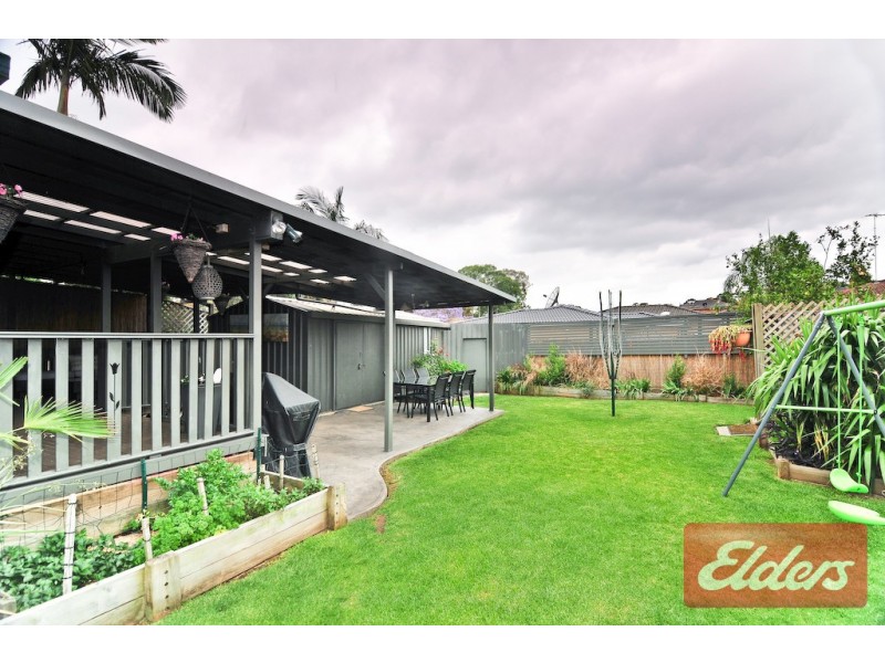 17 Grove Place, Prospect NSW 2148