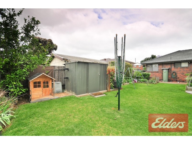 17 Grove Place, Prospect NSW 2148
