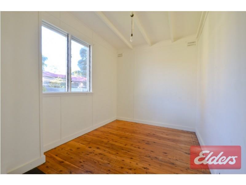 16 Willmot Avenue, Toongabbie NSW 2146