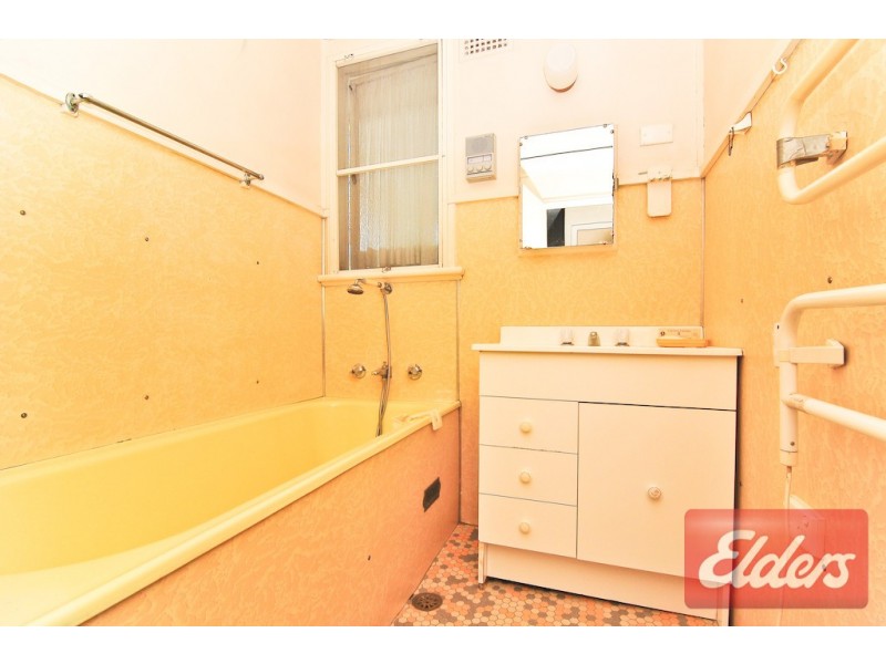 1 Cosimo Street, Toongabbie NSW 2146