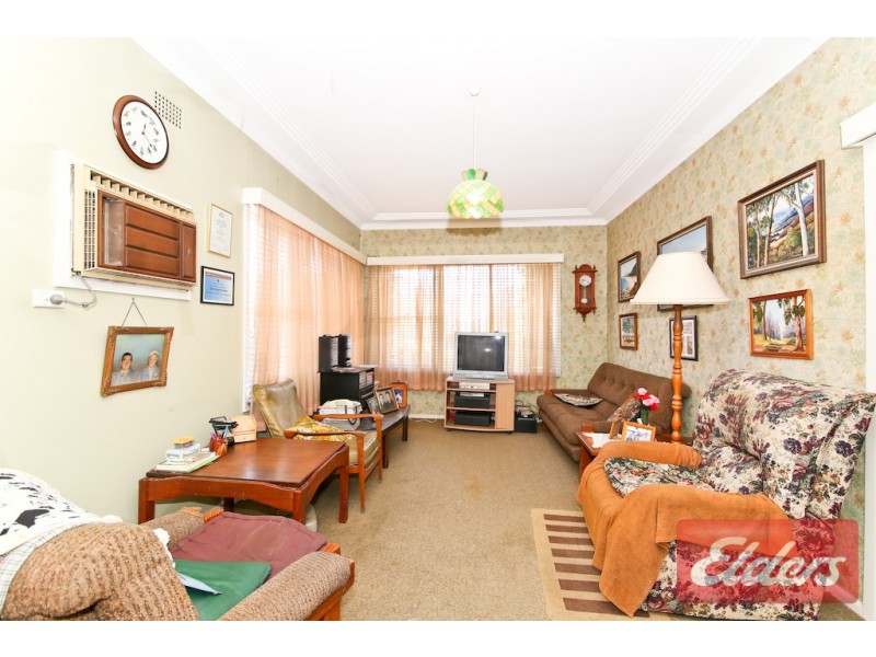 38 Bungaree Road, Toongabbie NSW 2146