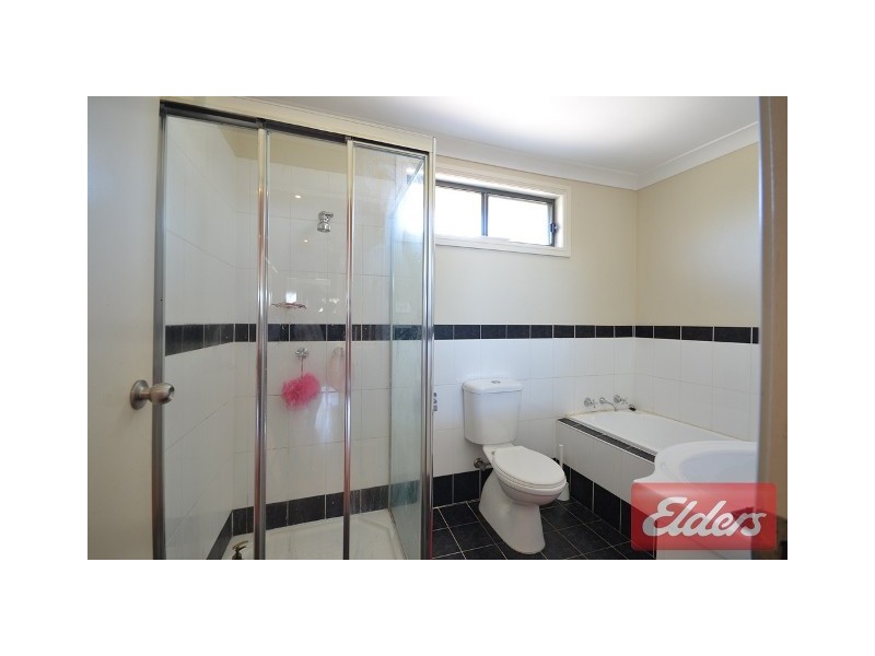 2/44 Girraween Road, Girraween NSW 2145