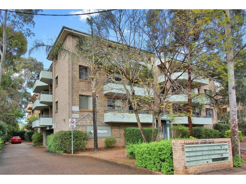 18/237-239 Targo Road, Toongabbie NSW 2146