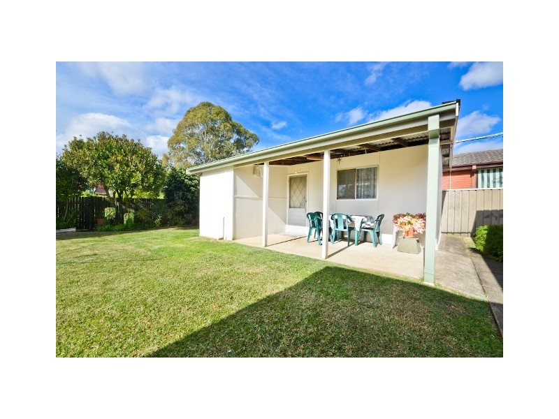 28A Ancona Avenue, Toongabbie NSW 2146