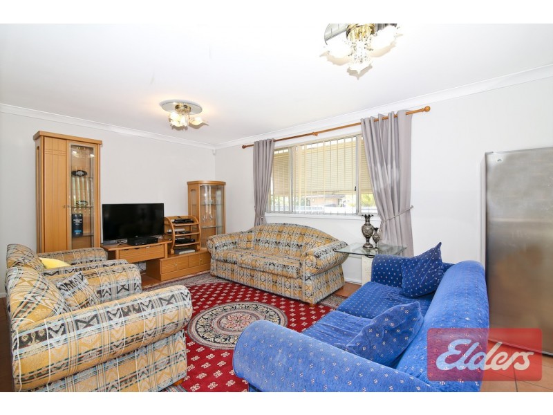 207 Toongabbie Road, Toongabbie NSW 2146