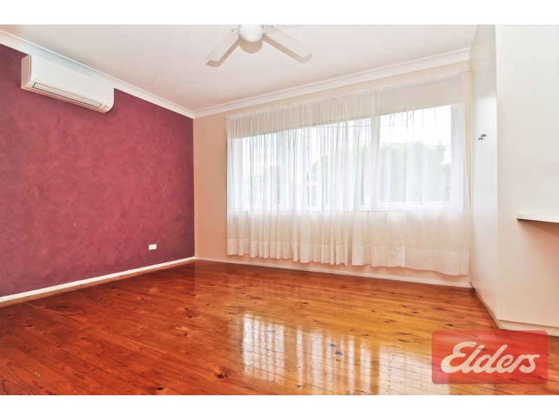 30 Orleans Crescent, Toongabbie NSW 2146