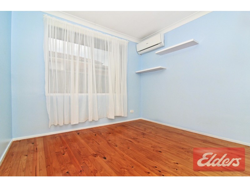 30 Orleans Crescent, Toongabbie NSW 2146