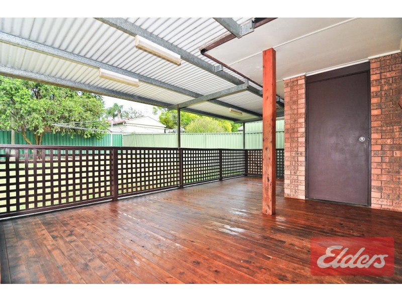 30 Orleans Crescent, Toongabbie NSW 2146