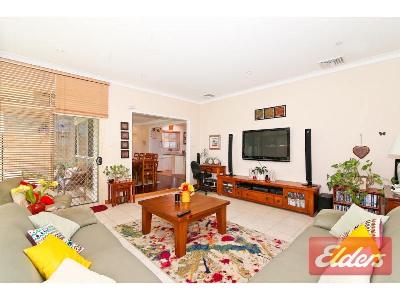 6 Kansas Place, Toongabbie NSW 2146