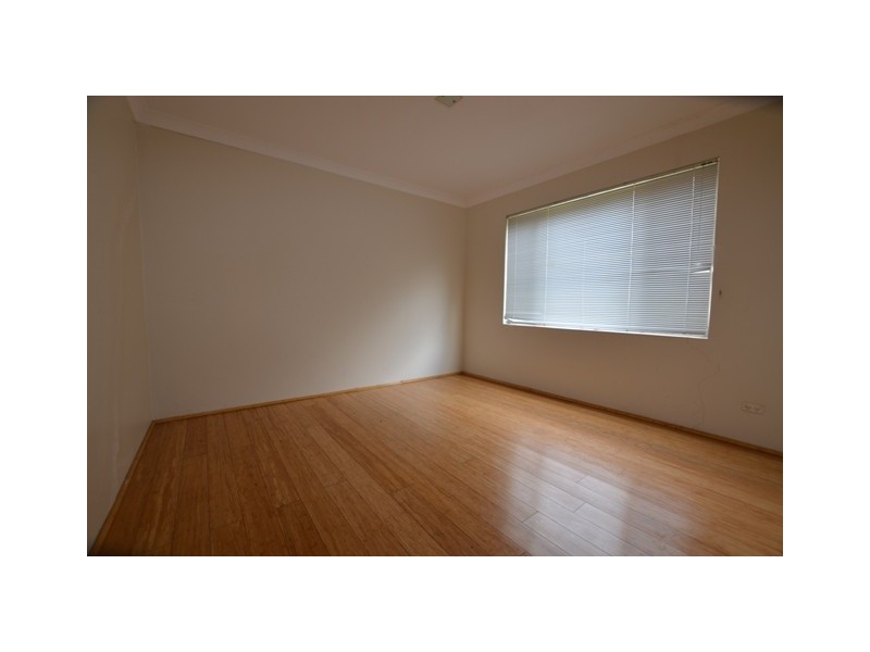 1/1 Junia Avenue, Toongabbie NSW 2146