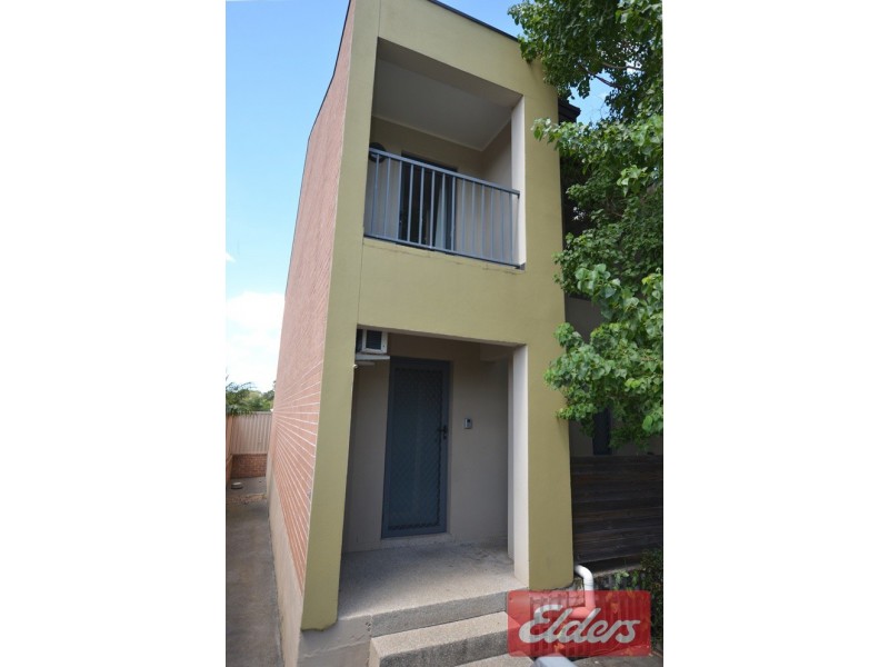 8/517 Wentworth Avenue, Toongabbie NSW 2146