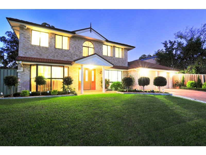 24 Austin Woodbury Place, Toongabbie NSW 2146