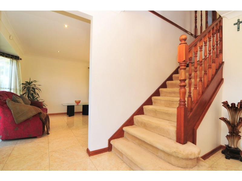 24 Austin Woodbury Place, Toongabbie NSW 2146