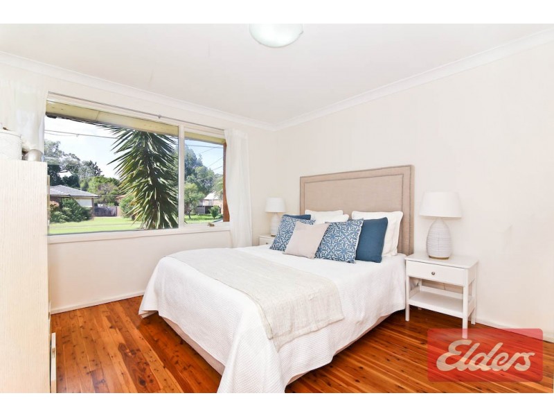 3 Greenmeadows Crescent, Toongabbie NSW 2146