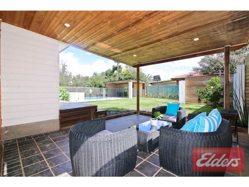 3 Greenmeadows Crescent, Toongabbie NSW 2146