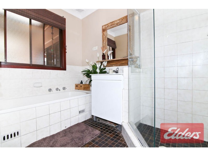 49 Greenmeadows Crescent, Toongabbie NSW 2146