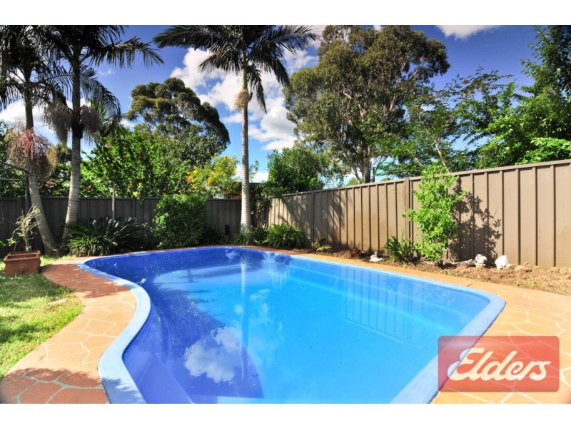 11 Mutual Drive, Old Toongabbie NSW 2146